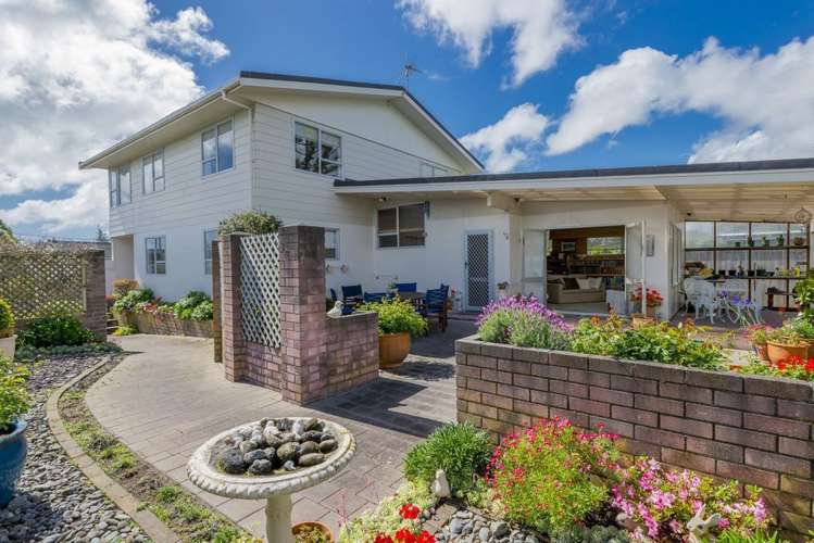 10 Titoki Road Waikanae Beach_1