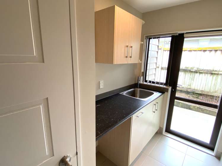 22 Heidi Crescent Flat Bush_7