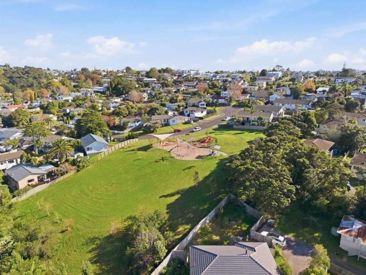 1/17 Lambrown Drive Totara Vale_22