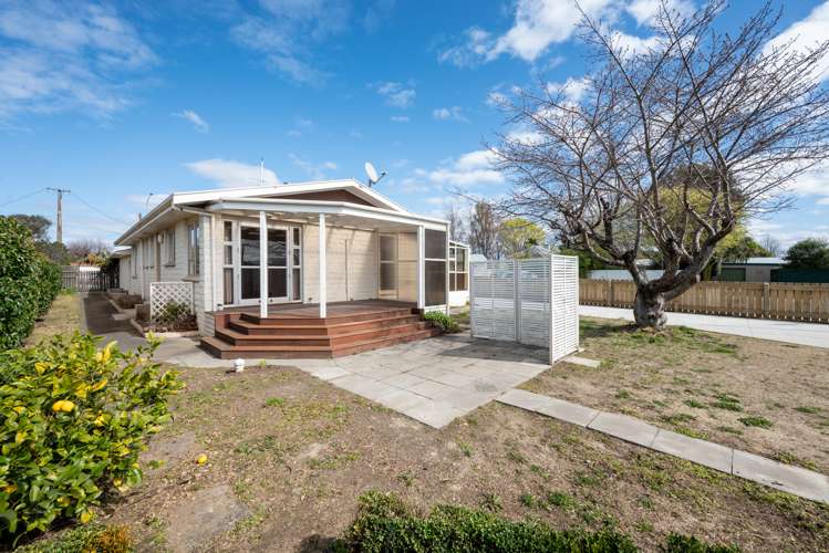 68 New Renwick Road Burleigh_4