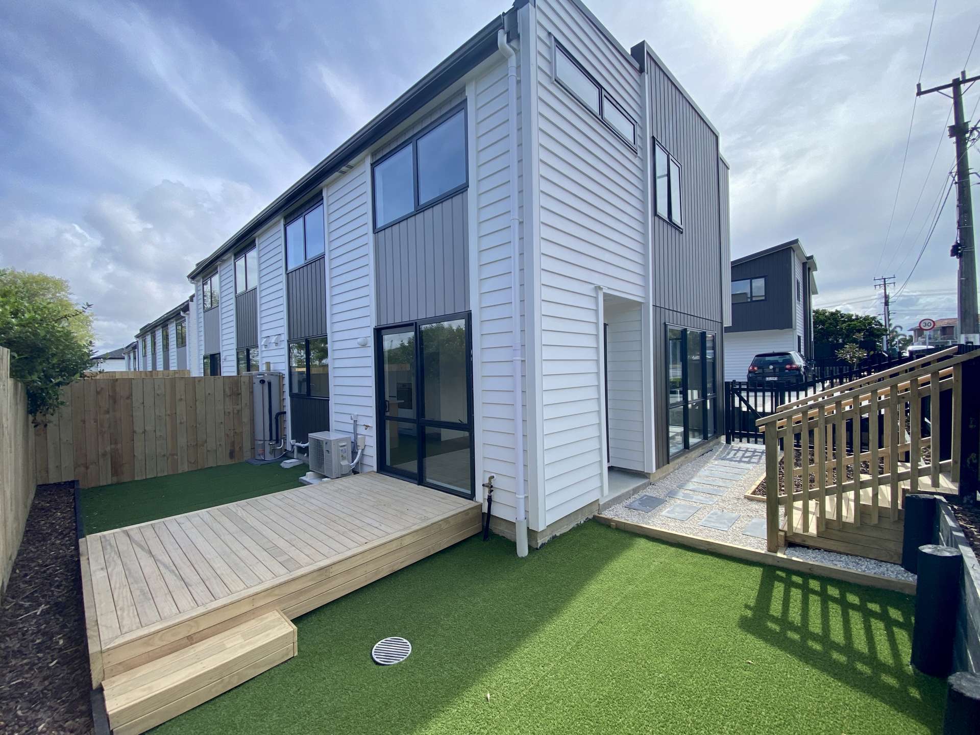 88 Sylvan Crescent Te Atatu South_0