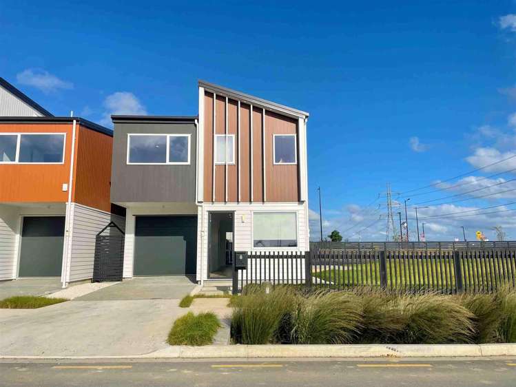 2 Longview Oak Lane_0