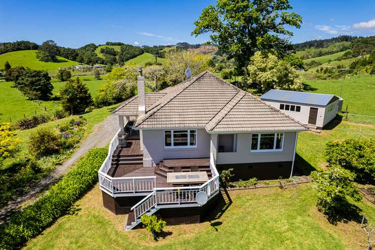 This one-bedroom apartment at 1F/16 Market Place, in Auckland Central, goes to auction on December 14. Photo / Supplied