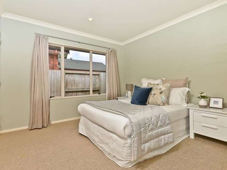 10 Stratford Place Huntington_10