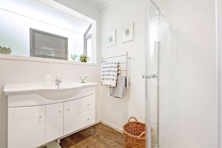 32 Acacia Road Torbay_7