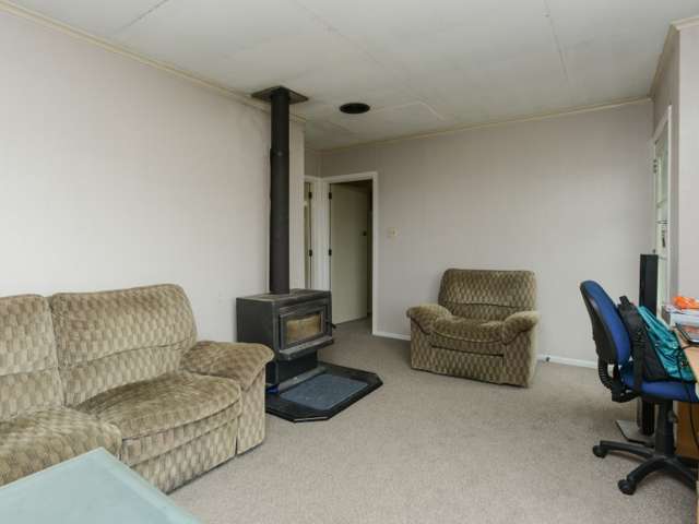 16 Montgomery Street Waipukurau and Surrounds_3