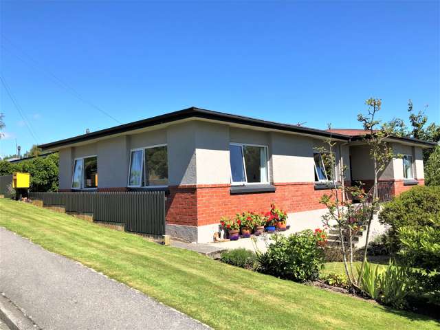 2 Christie Street Balclutha_1