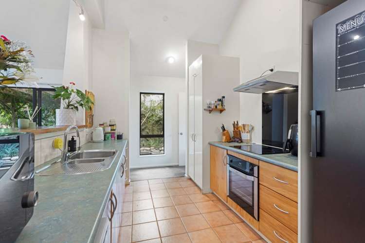 9 Loughanure Place Massey_8