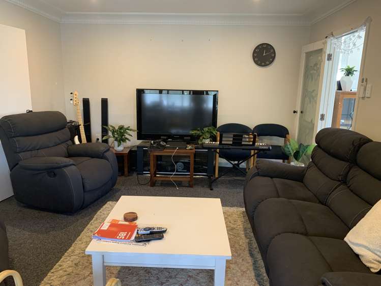 49 Bairds Road Otara_8