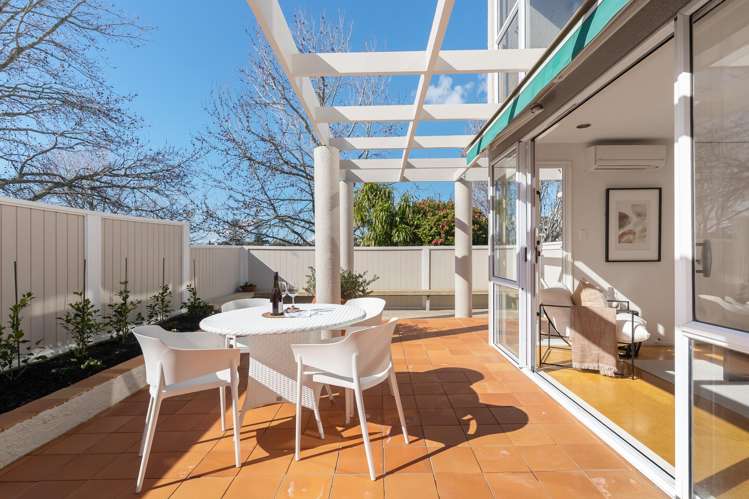 8 Hiriri Avenue Remuera_10