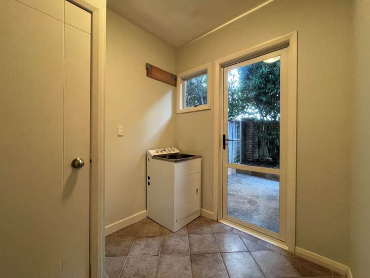 5 Peet Avenue Royal Oak_9