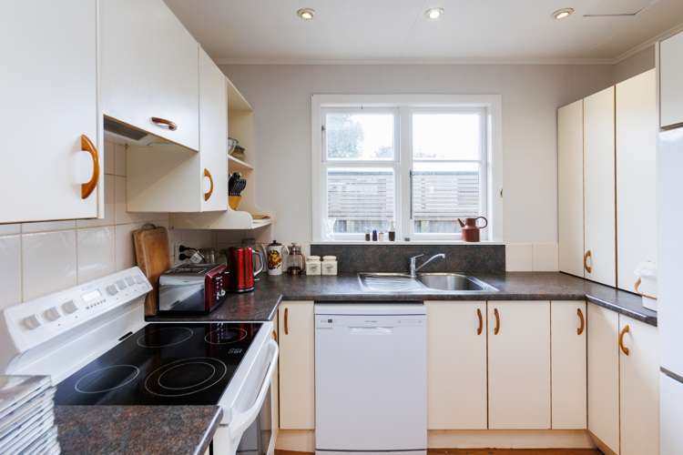 6 Long Melford Road Awapuni_6