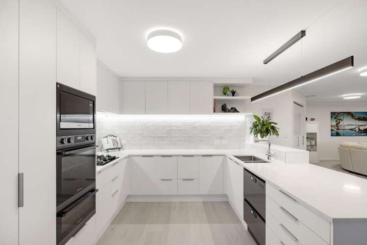 25 Aurora Avenue Welcome Bay_11