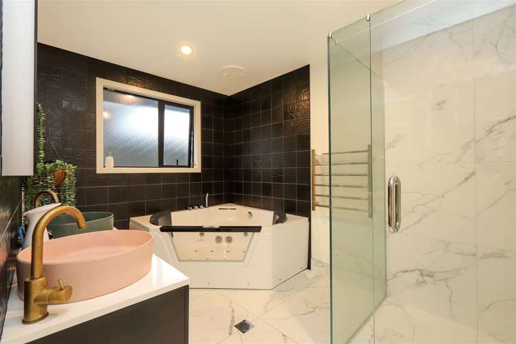 31 Lochhead Street Mahora_13