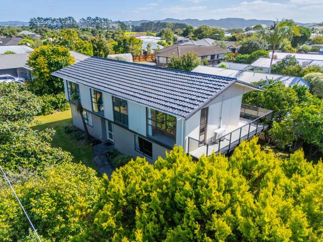 Coastal family retreat