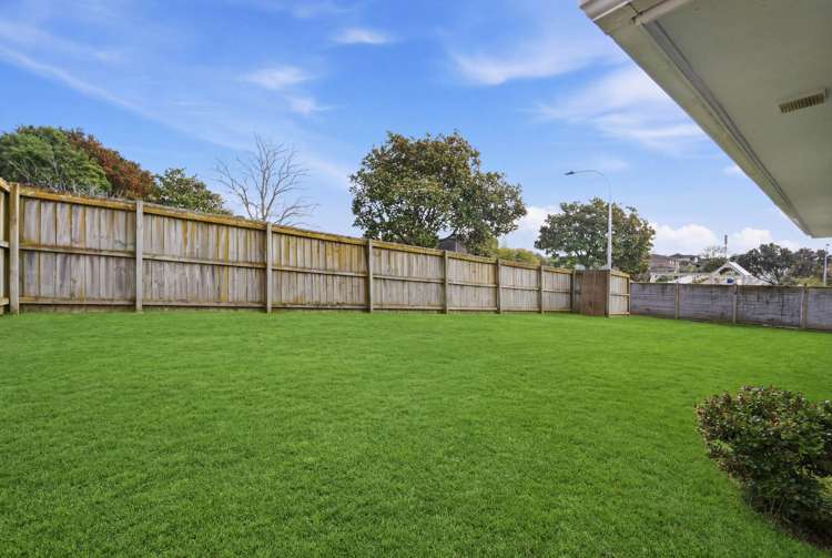1/103 Glenmore Road Sunnyhills_15