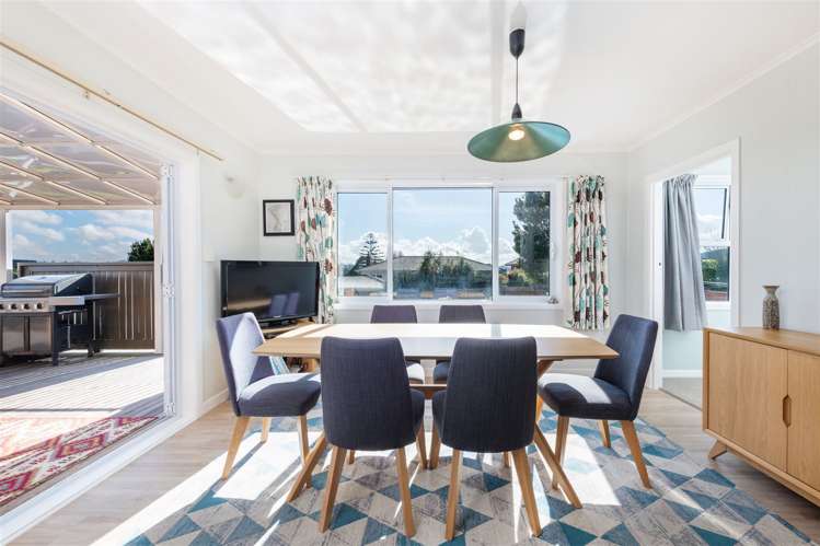 74 Sylvan Crescent Te Atatu South_13