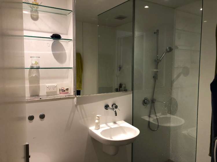 103/22 Fisher-Point Drive Auckland Central_5