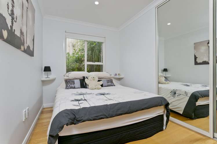 9 Falstone Lane Browns Bay_13