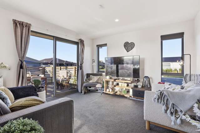 13 Ellmers Street Woodend_1