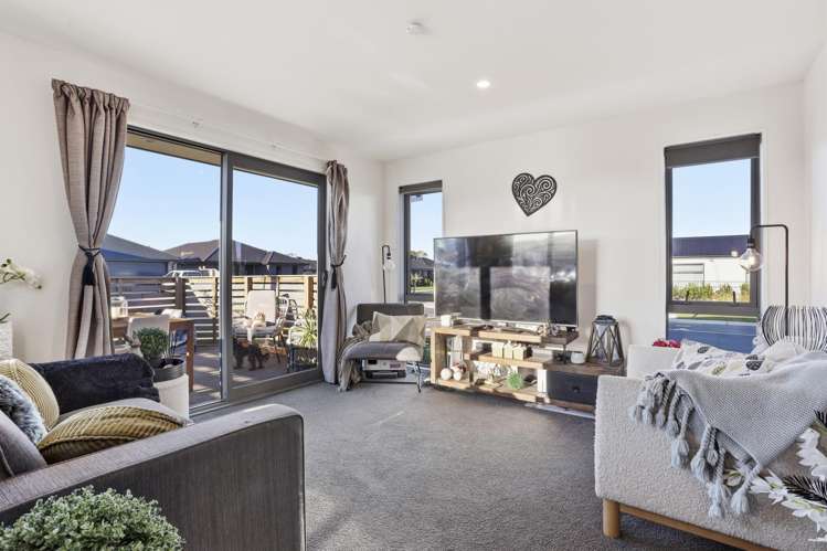 13 Ellmers Street Woodend_1