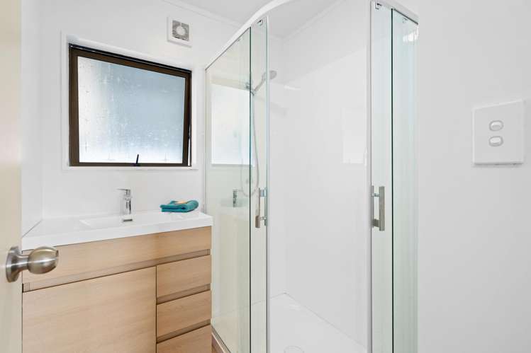 22 Moki Place Ruakaka_11