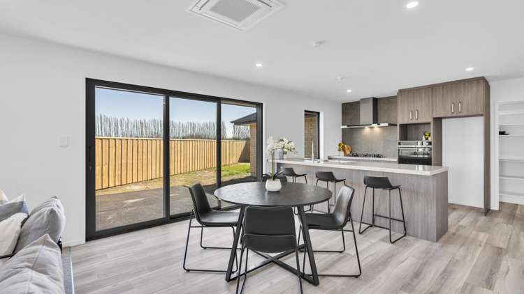 37 Cunliffe Road Redwood_5