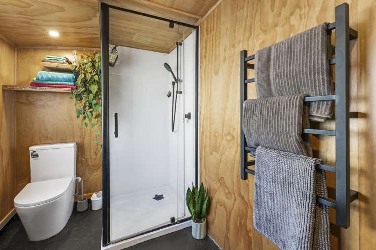 18 Rose Street Raglan_16