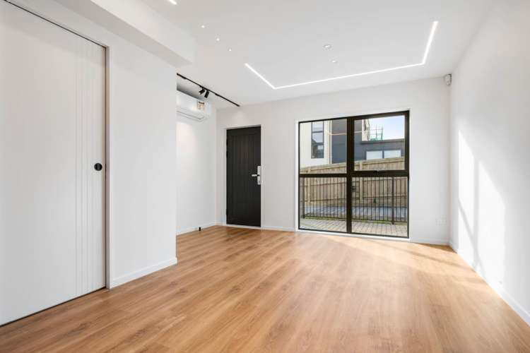 12F Hewlett Road_2