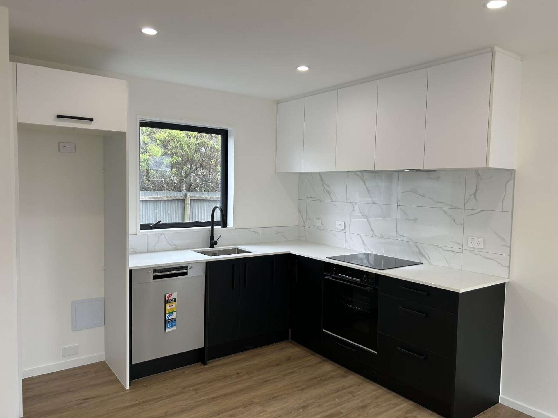 1/31 Somerset Crescent 10222_0