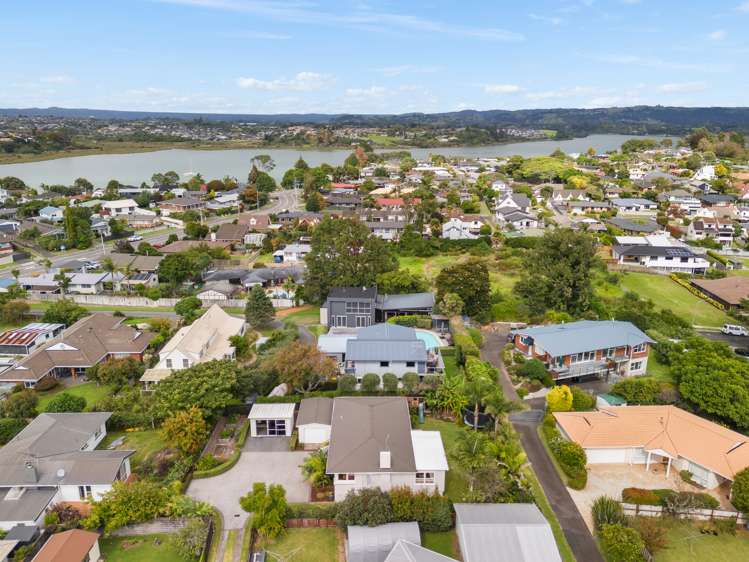 22 Smiths Road Matua_32