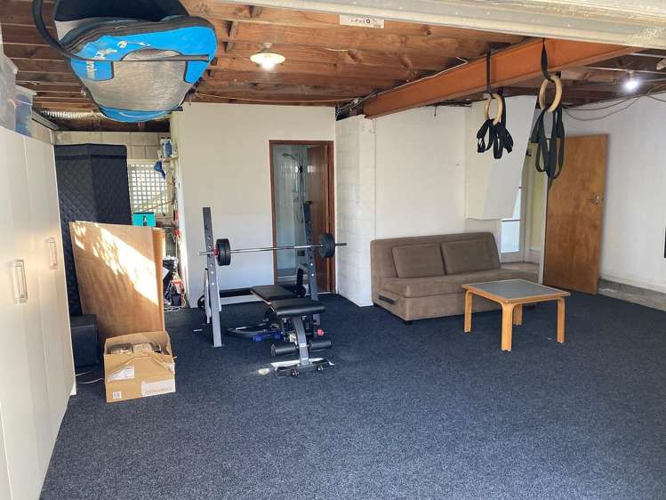 3 Mason Street New Lynn_12