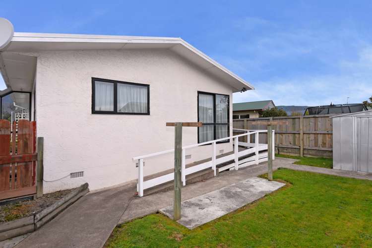 3/21 Devon Street Stoke_8