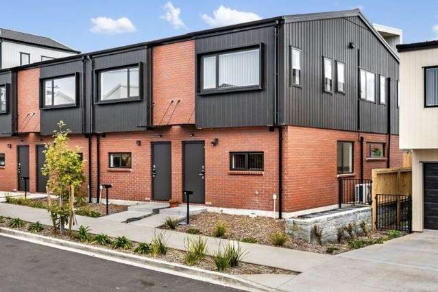 Modern 2-Bedroom Home – Move In Now!