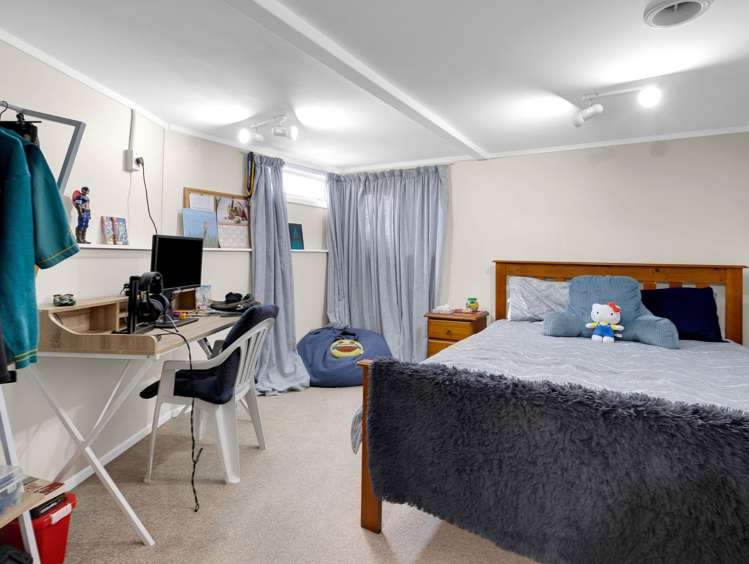 9 Matthews Crescent Melville_50