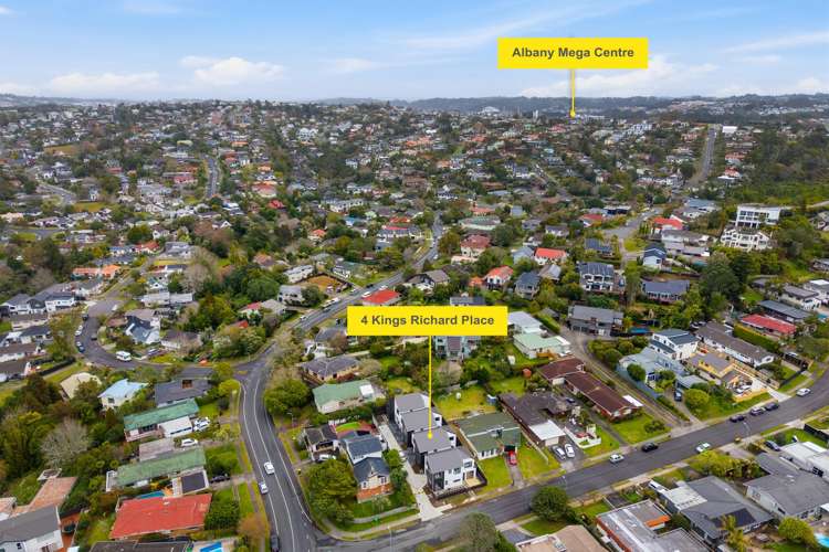 4 King Richard Avenue Browns Bay_24