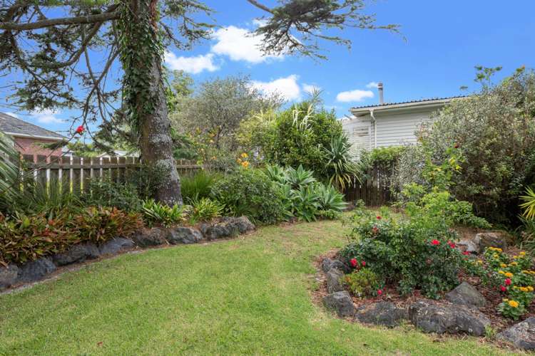 102 Bolton Street Blockhouse Bay_5