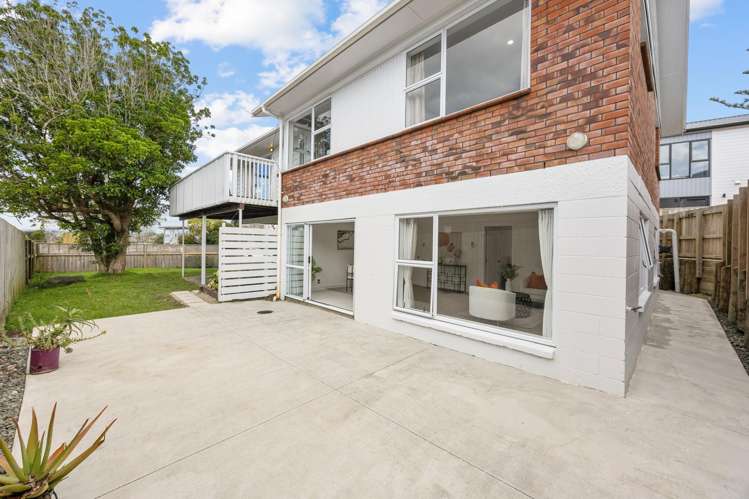 8 Portadown Avenue Pakuranga Heights_22