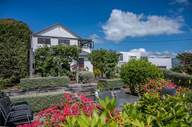 17 Penlington Place Akaroa_1