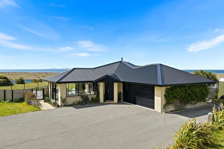 37 Ocean View Crescent Rarangi_28
