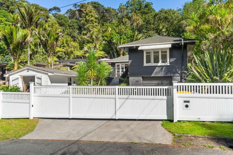 31 Valley Road Titirangi_24