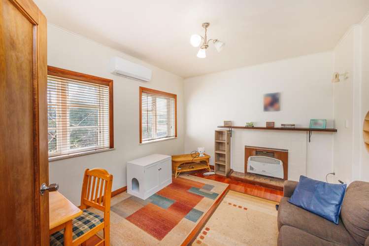 200 College Street West End_1