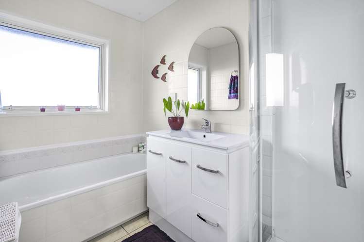 20 Reese Jones Grove Maungaraki_17