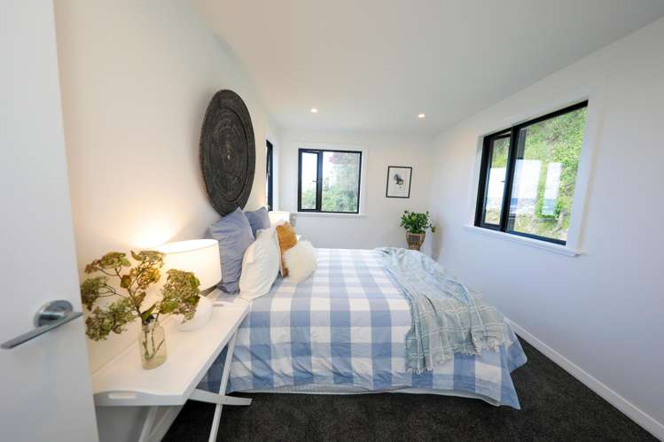 354 The Esplanade Island Bay_13