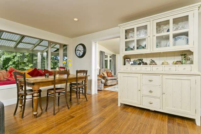 65 Manuka Grove Helensville_2