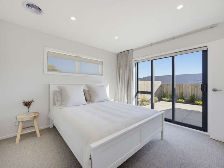 33 Farnworth Tce Churton Park_20