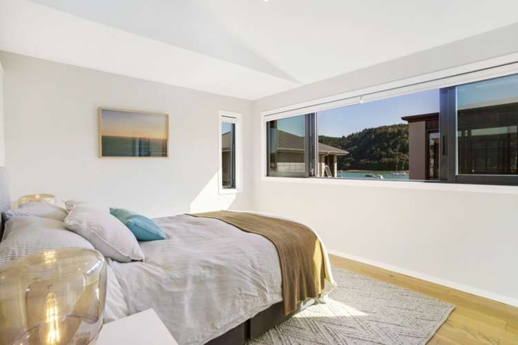 103 Beach Road Whangamata_15