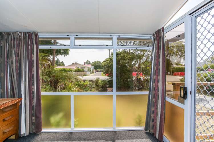 2/101a Clevedon Road Papakura_3