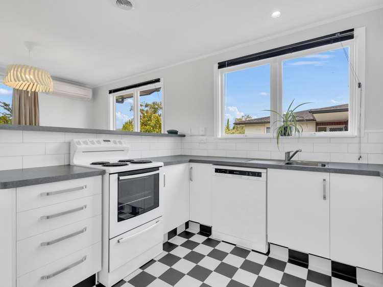 13 Mangarau Crescent Havelock North_12