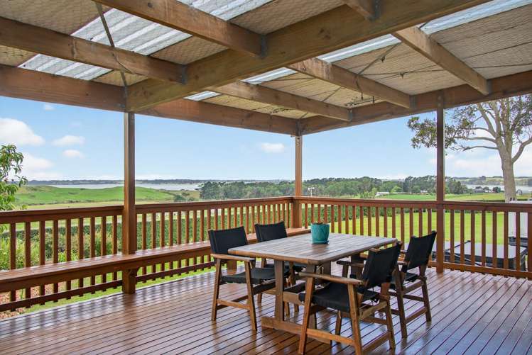 722 Awhitu Road Waiuku_14